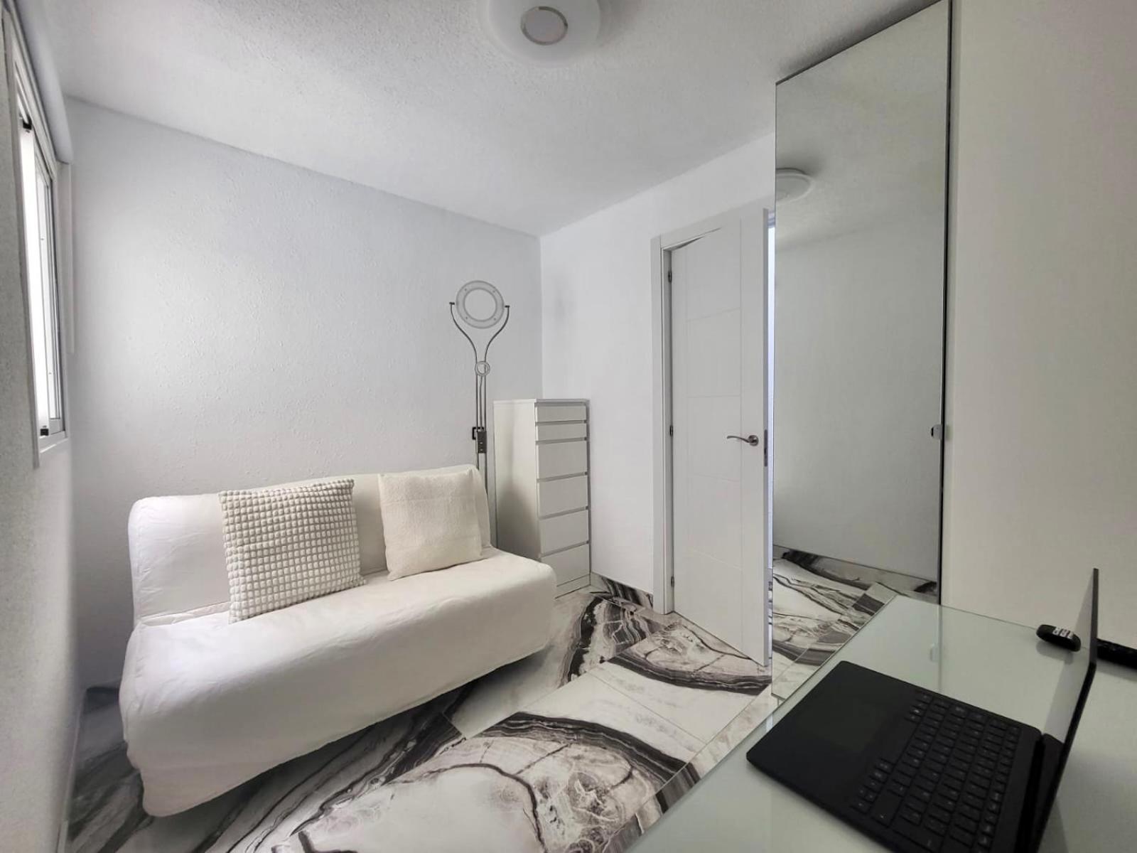 2 Bedrooms Flat + Balcony + Parking At Las Canteras Beach Las Palmas de Gran Canaria Exterior photo