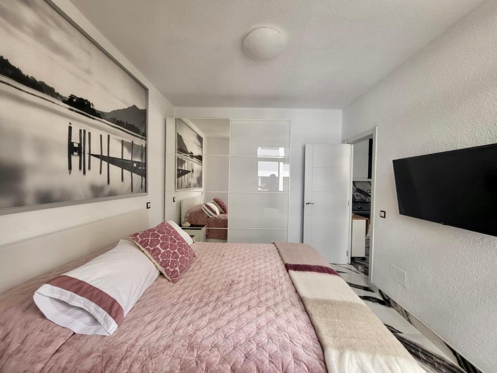 2 Bedrooms Flat + Balcony + Parking At Las Canteras Beach Las Palmas de Gran Canaria Exterior photo