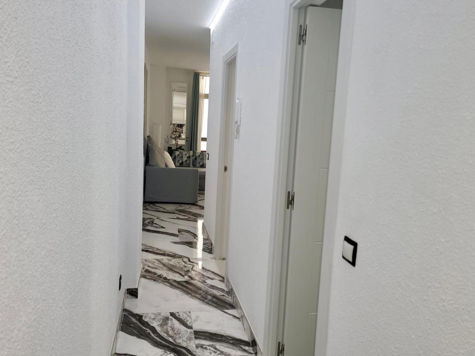 2 Bedrooms Flat + Balcony + Parking At Las Canteras Beach Las Palmas de Gran Canaria Exterior photo